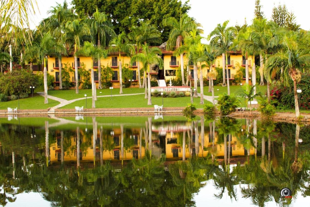 Hotel E Pousada Recanto Do Rio Pardo Sao Jose do Rio Pardo Exterior photo