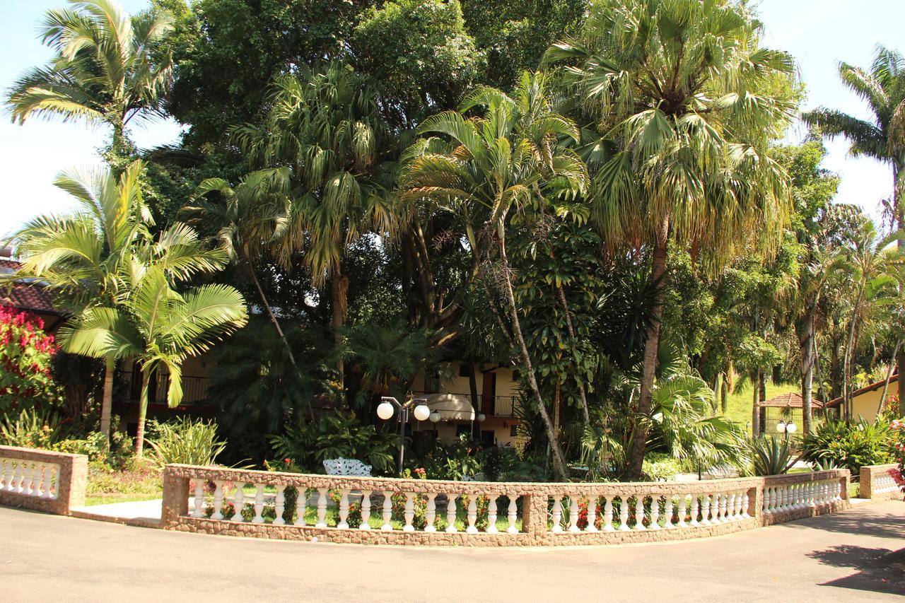 Hotel E Pousada Recanto Do Rio Pardo Sao Jose do Rio Pardo Exterior photo